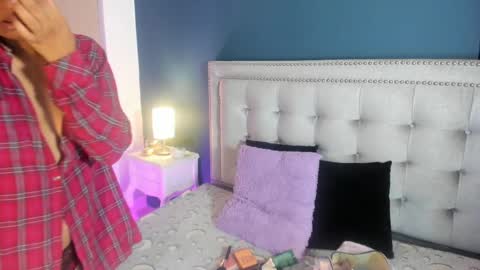 Snapshot of antonellaparker chatting on 03/02/25, 11:29 Sarah online show from 03/02/25, 11:29