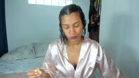Snapshot of antonellaparker chatting on 05/31/26, 12:23 Sarah online show from 05/31/26, 12:23
