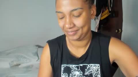 Snapshot of antonellaparker chatting on 06/21/26, 11:24 Sarah online show from 06/21/26, 11:24