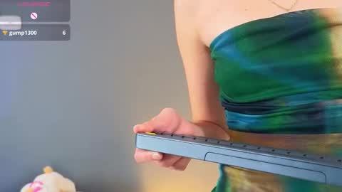 Antonella  online show from 11/29/25, 01:58