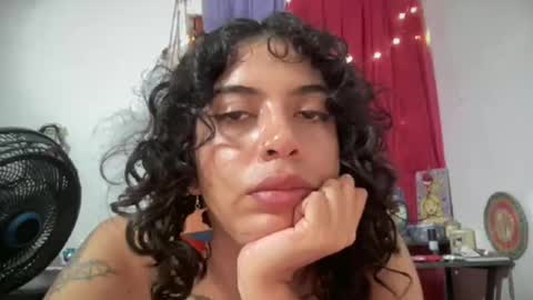 Antonia online show from 12/03/25, 05:15