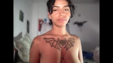 Snapshot of antoniabloom chatting on 03/02/26, 04:36 Antonia online show from 03/02/26, 04:36