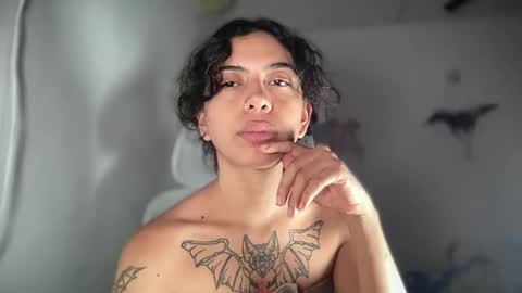 Snapshot of antoniabloom chatting on 03/03/26, 04:18 Antonia online show from 03/03/26, 04:18