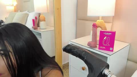 Antonia online show from 03/16/26, 01:37