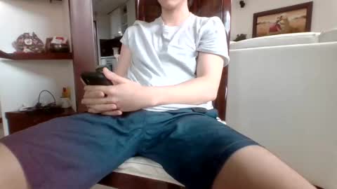 Snapshot of antonio_ricci chatting on 02/17/25, 08:15 antonio_ricci online show from 02/17/25, 08:15