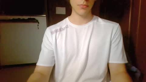 Snapshot of antonio_ricci chatting on 02/20/25, 12:30 antonio_ricci online show from 02/20/25, 12:30