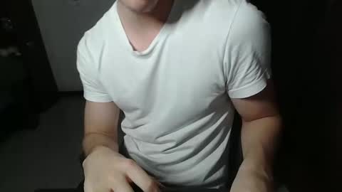 Snapshot of antonio_ricci chatting on 10/09/25, 04:43 antonio_ricci online show from 10/09/25, 04:43