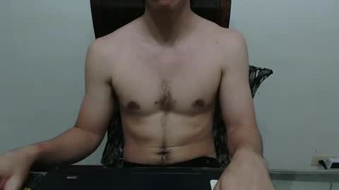 Snapshot of antonio_ricci chatting on 11/11/25, 11:38 antonio_ricci online show from 11/11/25, 11:38