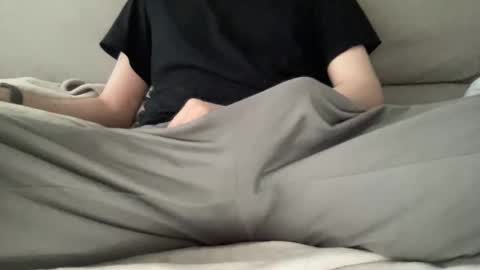 Snapshot of antoniobastt chatting on 03/12/26, 03:51 tonbas online show from 03/12/26, 03:51