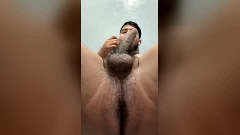Snapshot of antoniog05 chatting on 04/17/26, 02:53 antoniog05 online show from 04/17/26, 02:53