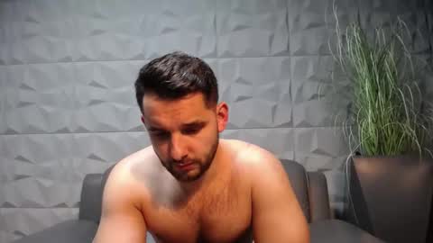 HI My name is Antonio online show from 02/03/25, 12:04