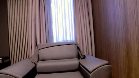 HI My name is Antonio online show from 06/03/26, 06:35