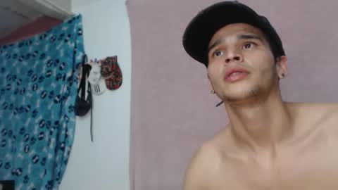 karol y antony online show from 12/26/24, 02:01