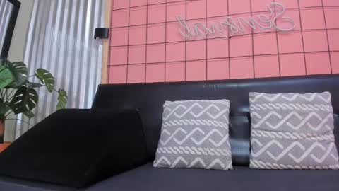 Juan Camilo online show from 02/26/25, 01:53