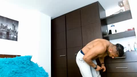 Snapshot of antonydangelo chatting on 12/28/24, 08:47 ANTONY D ANGELO online show from 12/28/24, 08:47