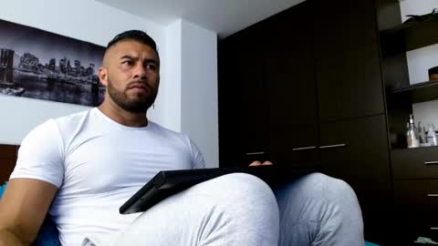 Snapshot of antonydangelo chatting on 01/26/25, 05:34 ANTONY D ANGELO online show from 01/26/25, 05:34