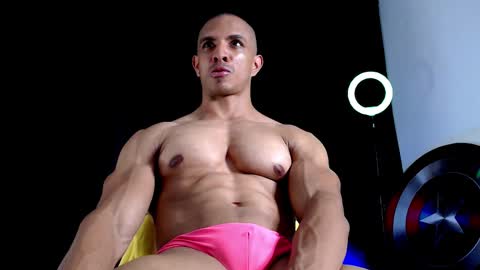 Snapshot of antonywebb94 chatting on 11/07/25, 05:51 Instagram miguelangel1802 online show from 11/07/25, 05:51