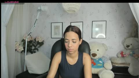 antoonellaa online show from 11/22/25, 12:15