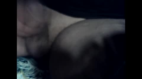 Snapshot of antxon12 chatting on 01/09/26, 02:25 antxon12 online show from 01/09/26, 02:25