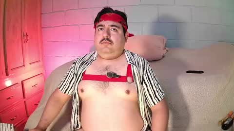 Snapshot of anuarfox chatting on 09/13/25, 07:52 AnuarFox online show from 09/13/25, 07:52