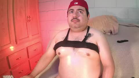 Snapshot of anuarfox chatting on 05/26/26, 07:10 AnuarFox online show from 05/26/26, 07:10