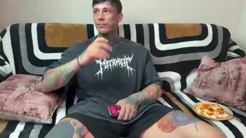 Tom online show from 06/14/26, 06:48