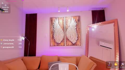 Ana online show from 02/28/25, 01:37