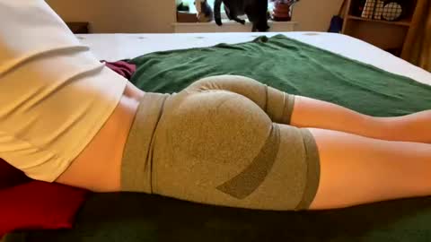 Snapshot of anxietyonline chatting on 12/13/24, 11:06 AnxietyOnline online show from 12/13/24, 11:06