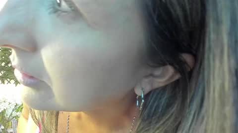 Snapshot of any_mour chatting on 01/23/25, 09:29 any mour online show from 01/23/25, 09:29