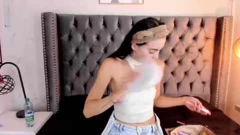 anya_belth online show from 06/20/26, 03:37