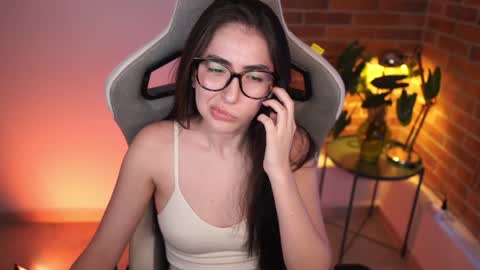 anya online show from 01/11/25, 08:43