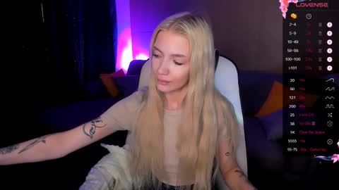 Anya online show from 11/21/25, 03:16