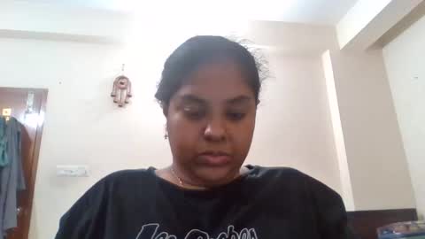 Snapshot of anydanyg chatting on 02/01/26, 06:17 anydanyg online show from 02/01/26, 06:17