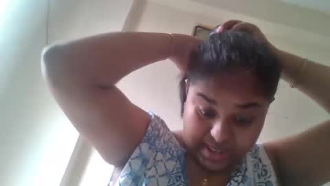 Snapshot of anydanyg chatting on 06/04/26, 09:37 anydanyg online show from 06/04/26, 09:37