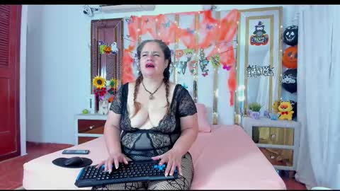 Anyela  online show from 10/22/25, 03:51