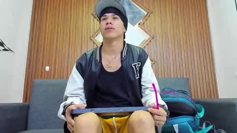 Snapshot of anyelo_sexyhot chatting on 01/15/25, 12:04 anyelo_sexyhot online show from 01/15/25, 12:04