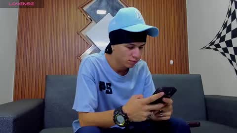 Snapshot of anyelo_sexyhot chatting on 02/06/25, 04:25 anyelo_sexyhot online show from 02/06/25, 04:25