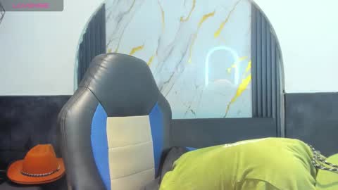 Snapshot of anyelo_sexyhot chatting on 09/12/25, 12:05 anyelo_sexyhot online show from 09/12/25, 12:05