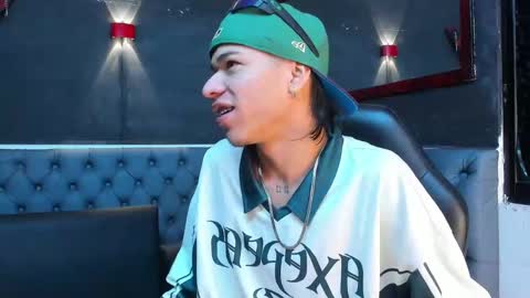 Snapshot of anyelo_sexyhot chatting on 10/04/25, 11:08 anyelo_sexyhot online show from 10/04/25, 11:08