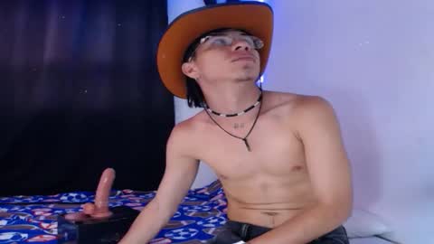 Snapshot of anyelo_sexyhot chatting on 03/04/26, 03:18 anyelo_sexyhot online show from 03/04/26, 03:18