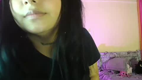 Snapshot of anyz_ chatting on 03/04/25, 10:16 Anny online show from 03/04/25, 10:16