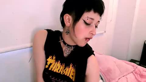 Snapshot of aoi_dandelion chatting on 12/01/24, 10:10 aoi_dandelion online show from 12/01/24, 10:10