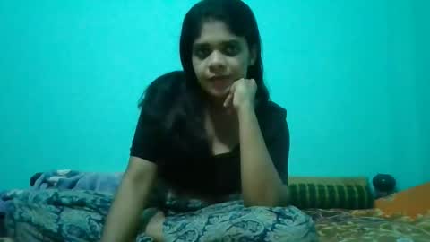Aparalux online show from 05/03/26, 01:28