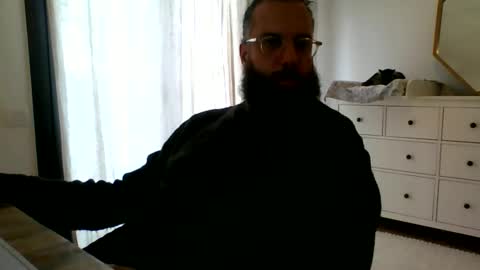 Snapshot of apc_3 chatting on 12/02/24, 12:29 apc_3 online show from 12/02/24, 12:29