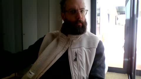 apc_3 online show from 02/10/26, 01:37