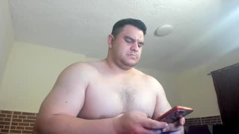 Snapshot of apholov chatting on 09/10/25, 12:05 follow me here you find me online show from 09/10/25, 12:05