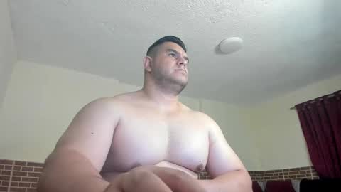 Snapshot of apholov chatting on 10/09/25, 11:03 follow me here you find me online show from 10/09/25, 11:03