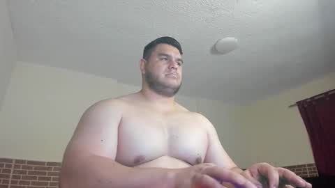 Snapshot of apholov chatting on 10/24/25, 01:29 follow me here you find me online show from 10/24/25, 01:29