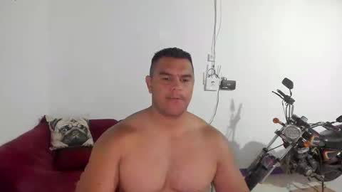 Snapshot of apholov chatting on 02/05/26, 10:20 follow me here you find me online show from 02/05/26, 10:20