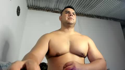 Snapshot of apholov chatting on 07/06/26, 09:39 follow me here you find me online show from 07/06/26, 09:39